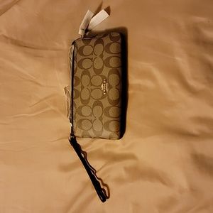 Coach double zip wristlet